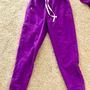 Figs jogger scrub bottom